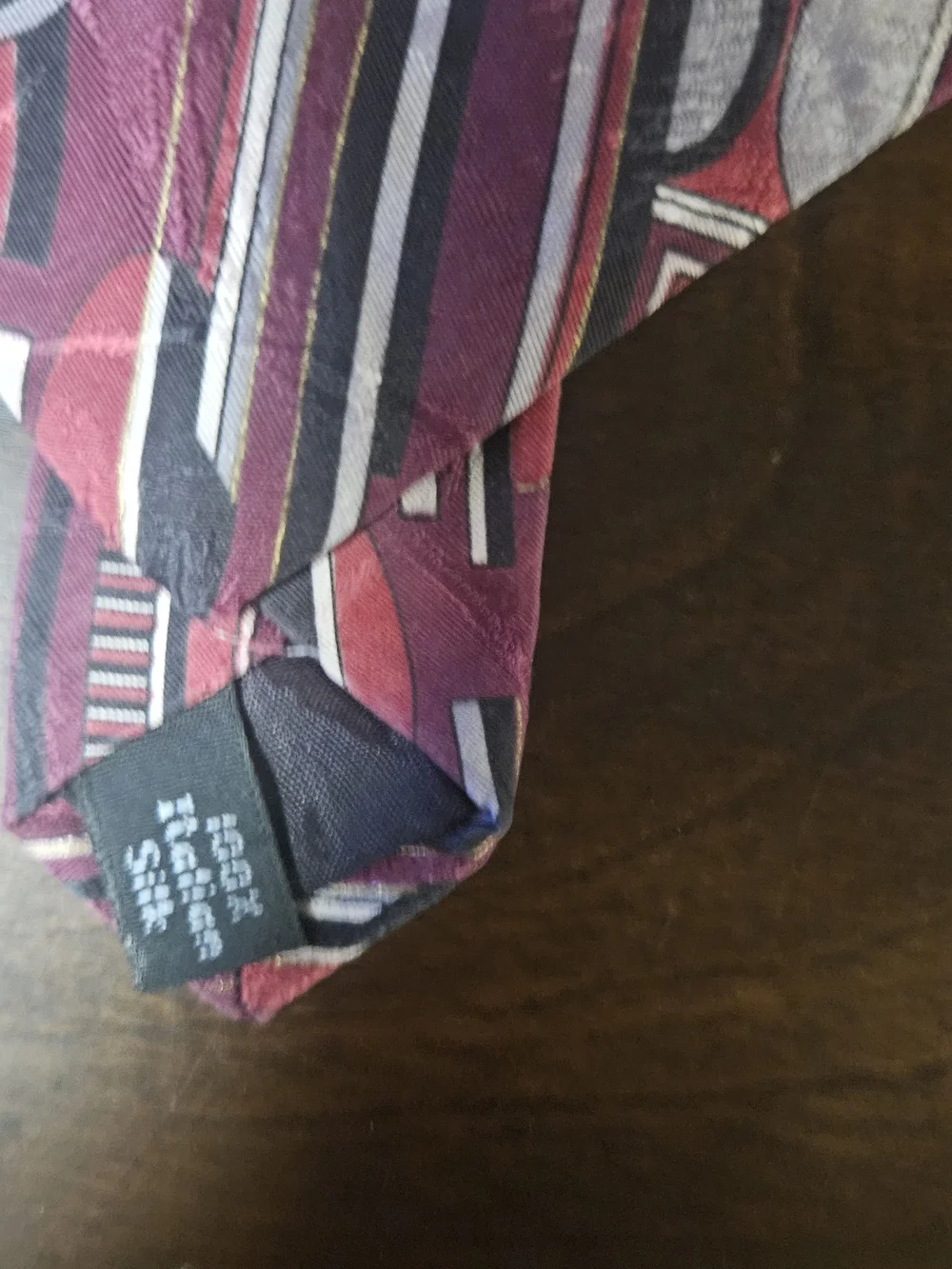 Gianfranco Ruffini Men's Burgundy Geometric Silk Tie